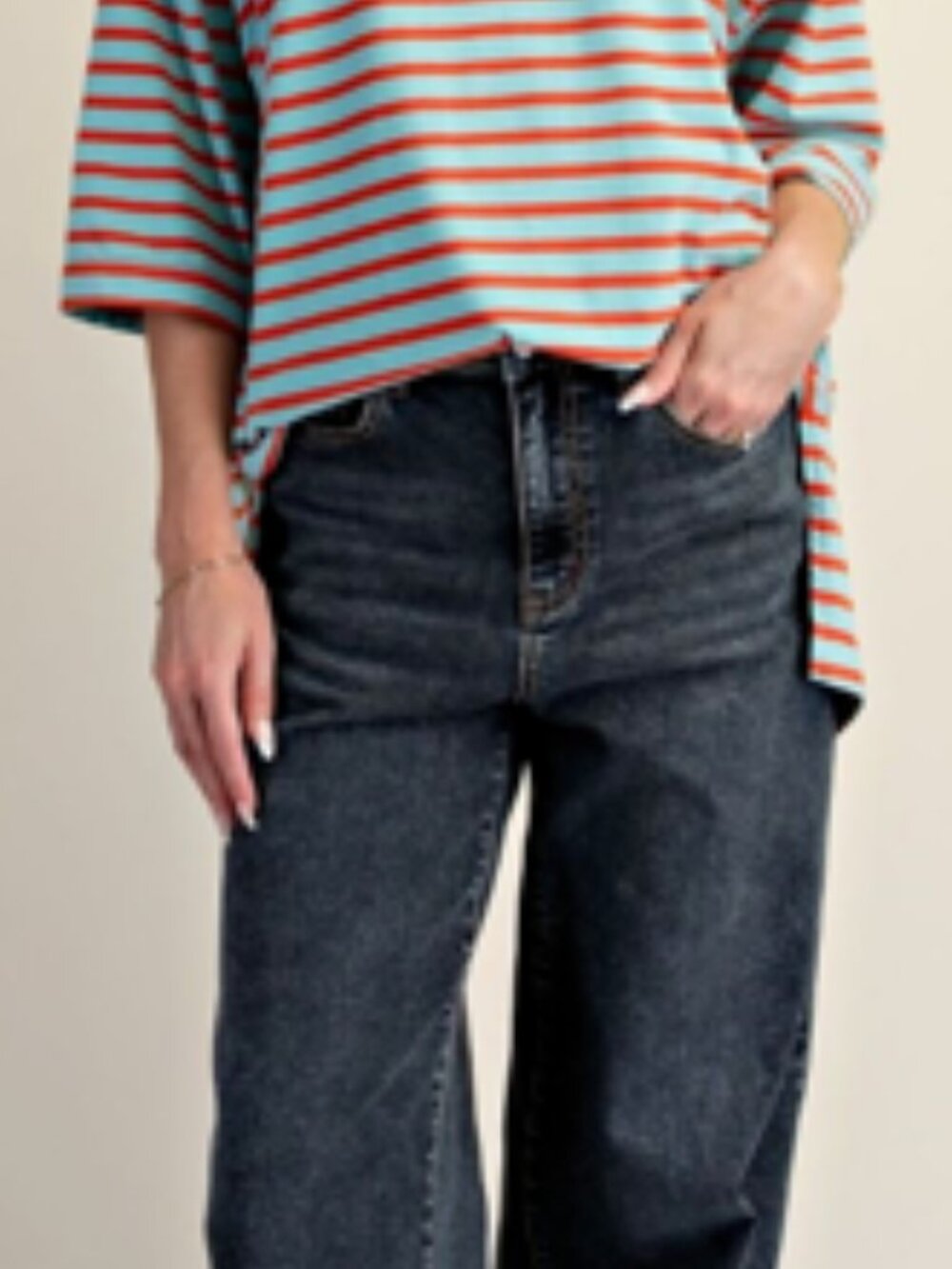 NWT Easel Strop Cotton Washed Boxy T-Shirt - Picture 14 of 16